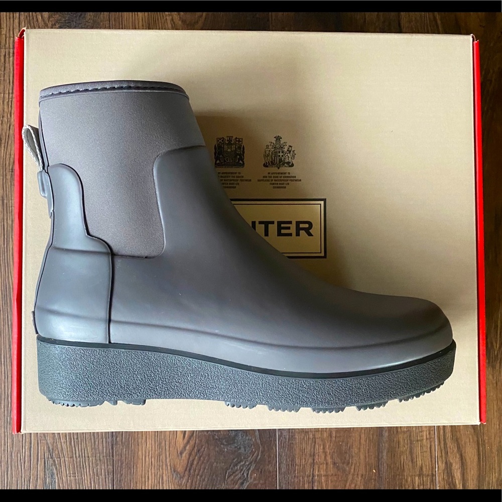 Hunter Refined Slim Fit NeoCreeper Chelsea Boots